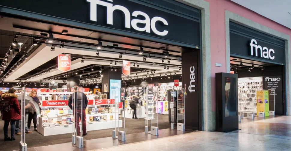 Interior da loja Fnac