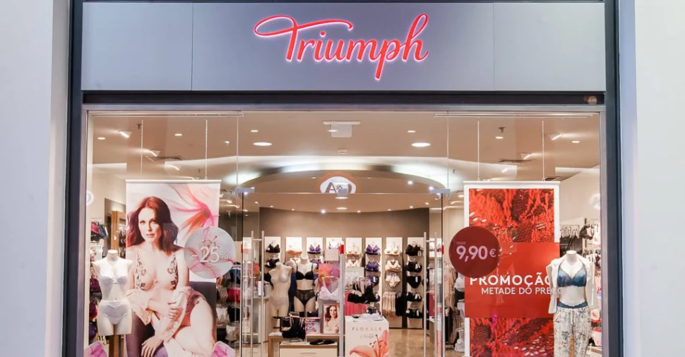 Interior da loja Triumph